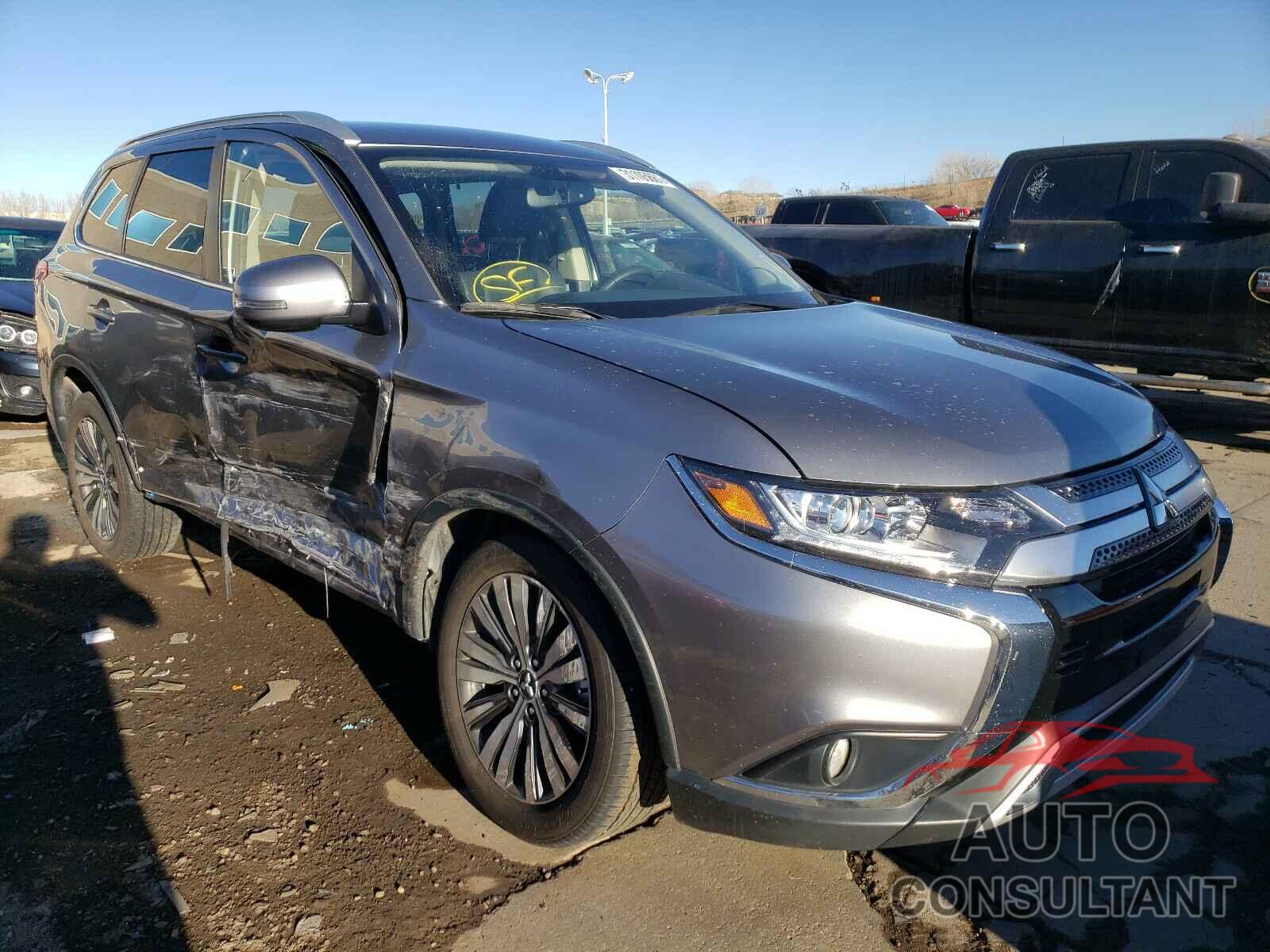 MITSUBISHI OUTLANDER 2019 - JA4AZ3A33KZ017565