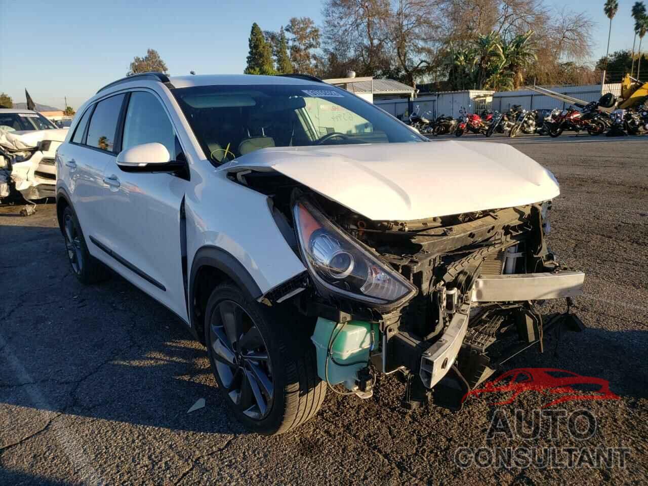 KIA NIRO 2017 - KNDCC3LC8H5081842