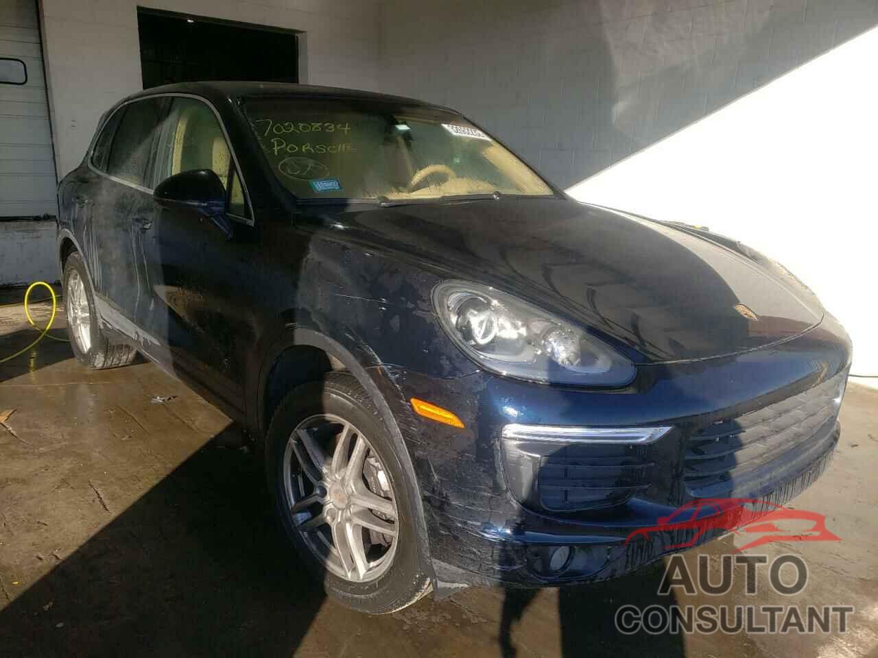 PORSCHE CAYENNE 2016 - WP1AA2A25GLA10950