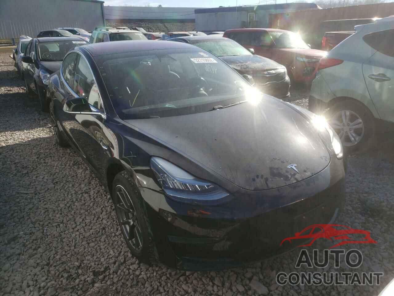 TESLA MODEL 3 2018 - 5YJ3E1EA1JF010156