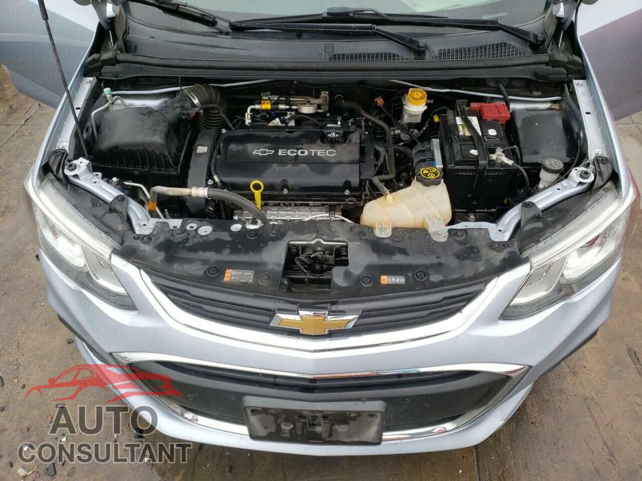 CHEVROLET SONIC 2017 - 1G1JD5SH6H4119547