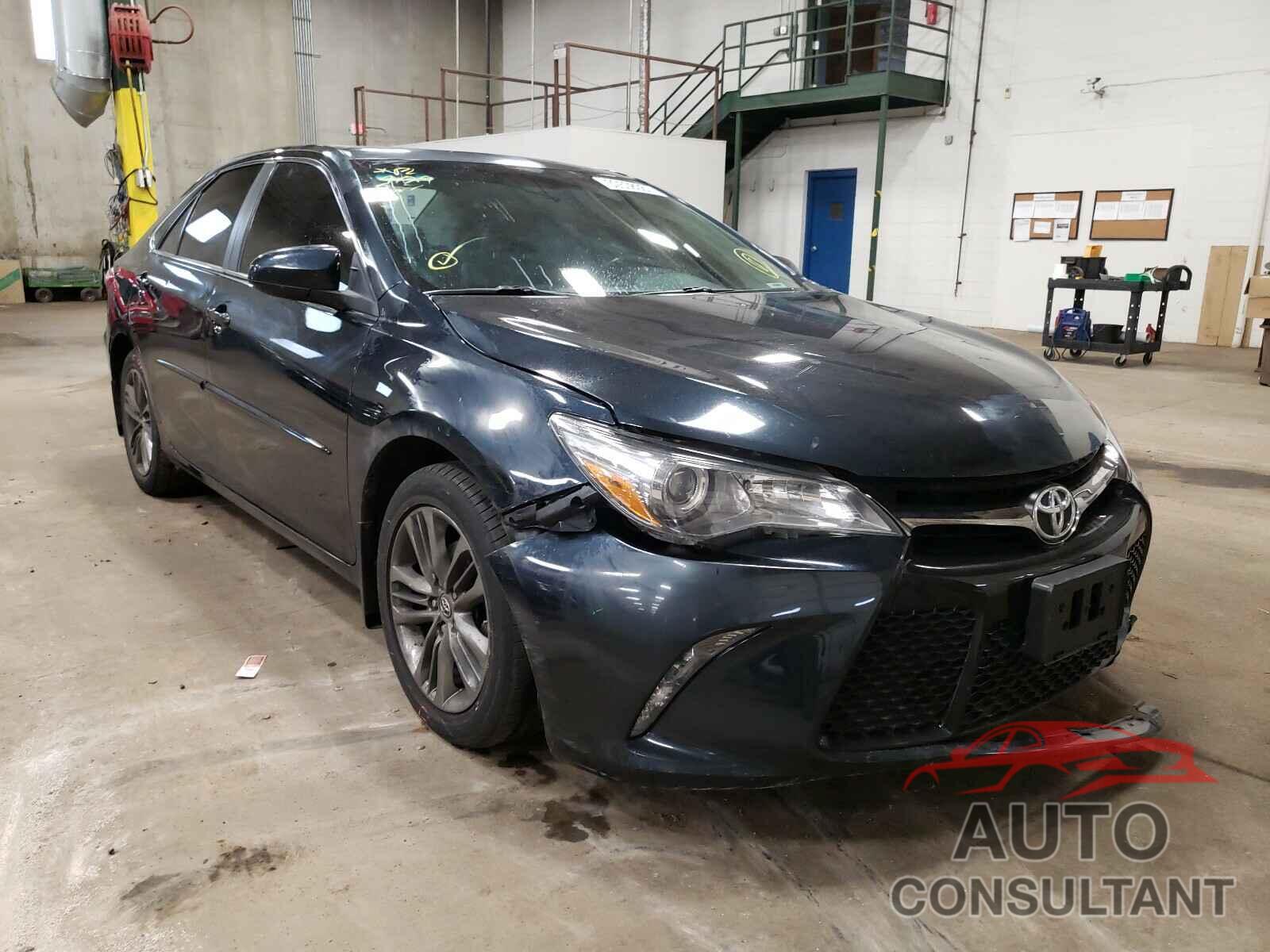 TOYOTA CAMRY 2015 - 5YFBURHE0HP678377