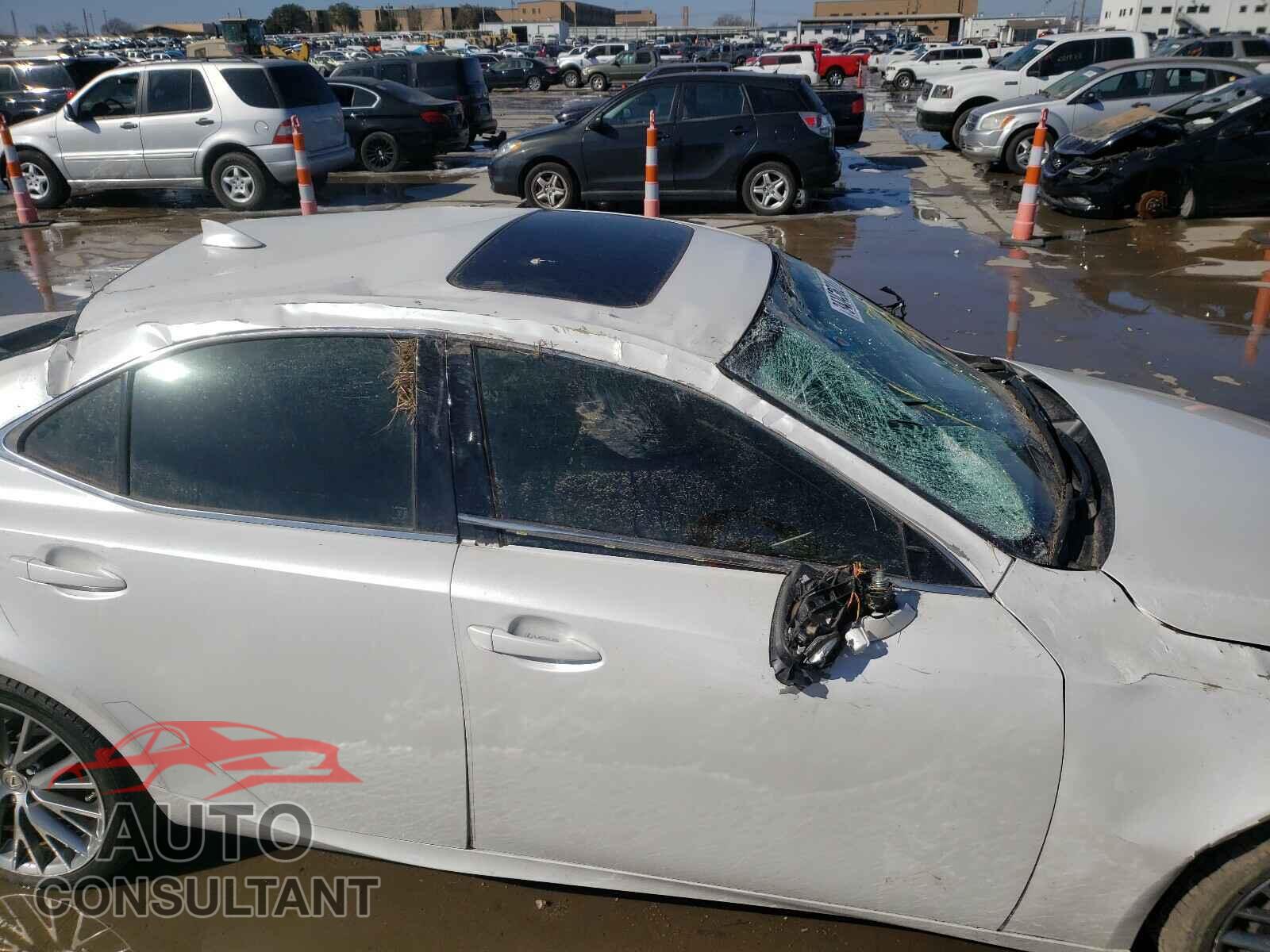 LEXUS IS 2016 - JTHBA1D28G5022363