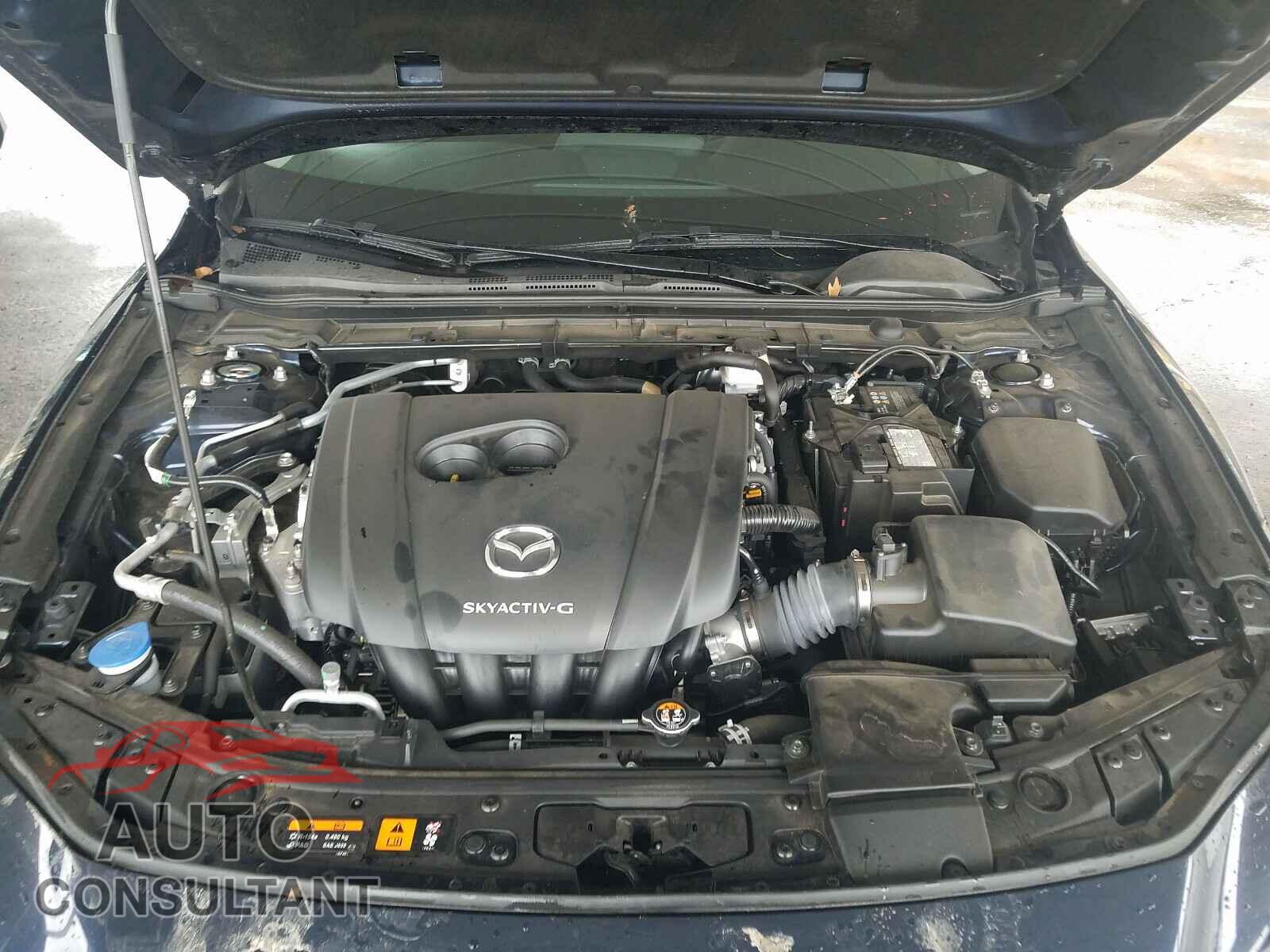 MAZDA 3 2019 - 3MZBPABL4KM110967