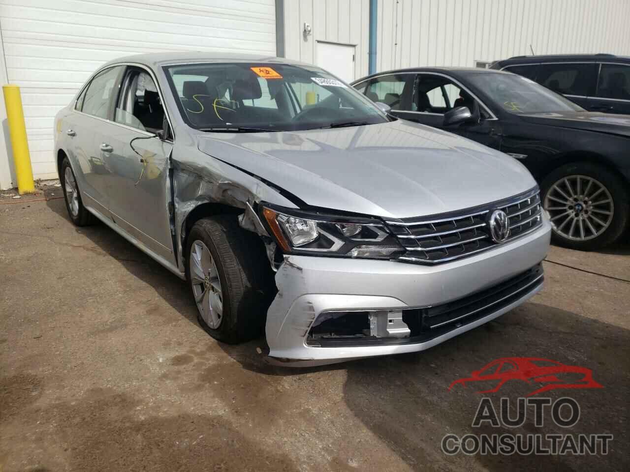 VOLKSWAGEN PASSAT 2017 - 1VWAT7A38HC078501