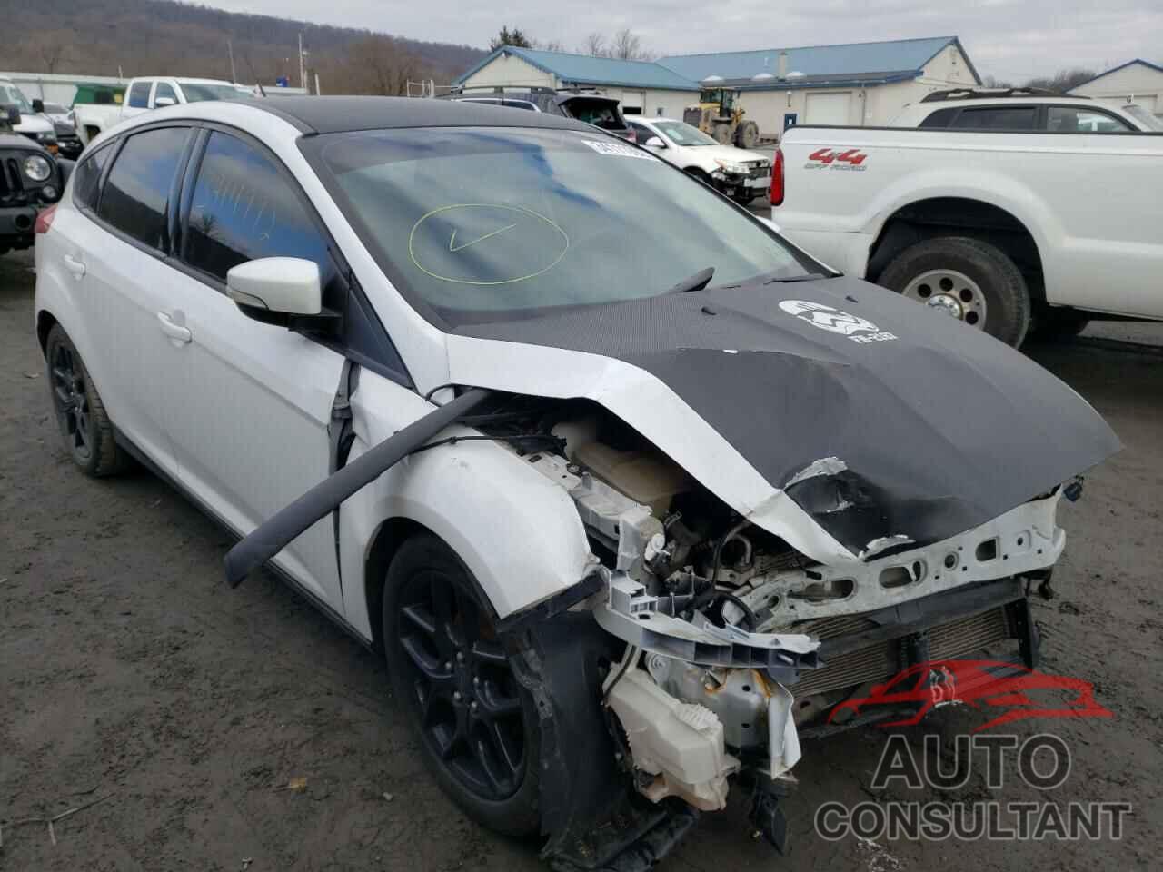 FORD FOCUS 2016 - 1FADP3K28GL302745