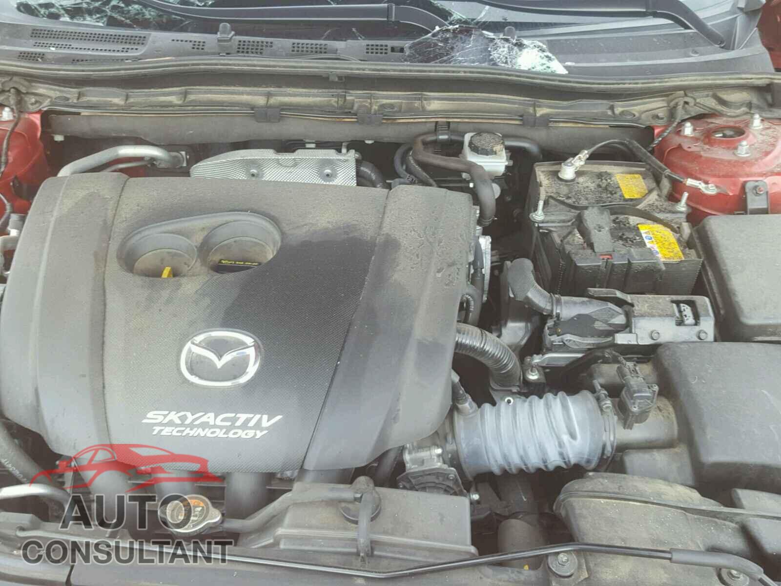 MAZDA 3 2015 - JM1BM1M75F1224572
