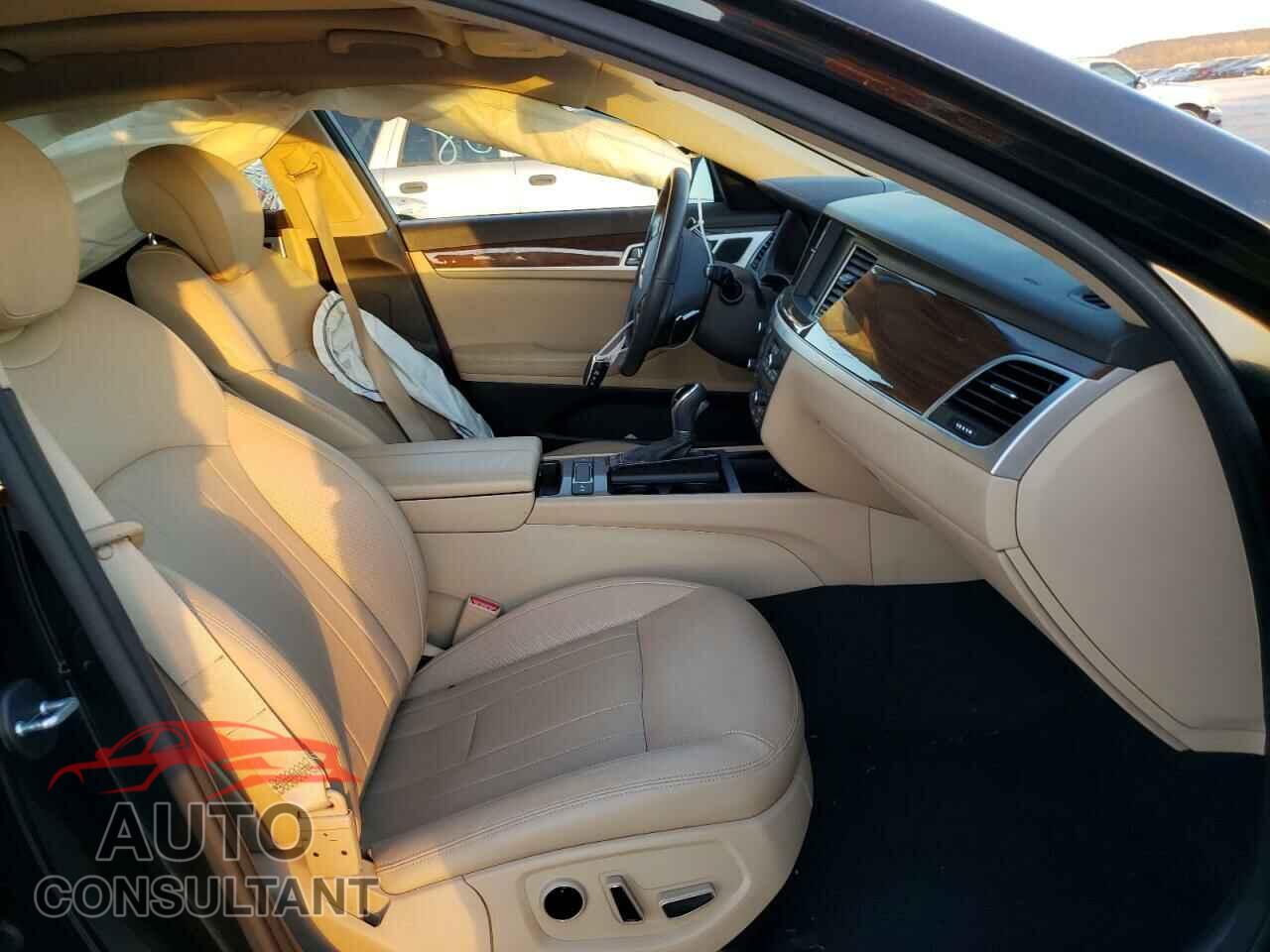 HYUNDAI GENESIS 2016 - KMHGN4JE0GU132241
