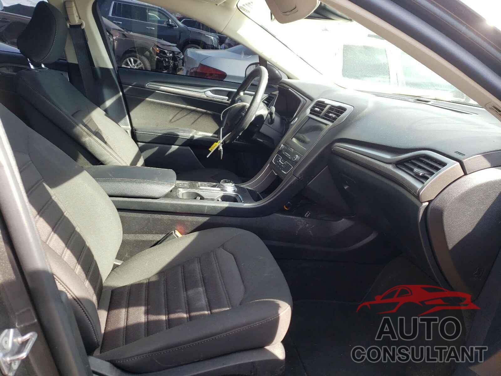 FORD FUSION 2020 - 3FA6P0HD8LR106039