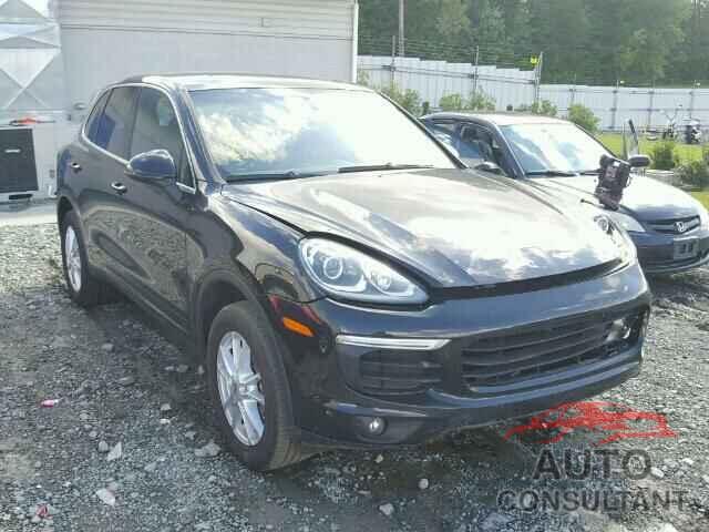 PORSCHE CAYENNE 2016 - WP1AA2A29GLA00650