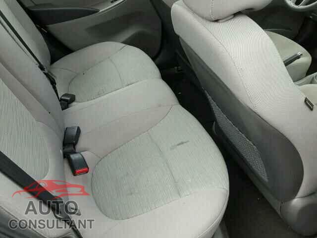 HYUNDAI ACCENT 2015 - KMHCT4AE2FU904127