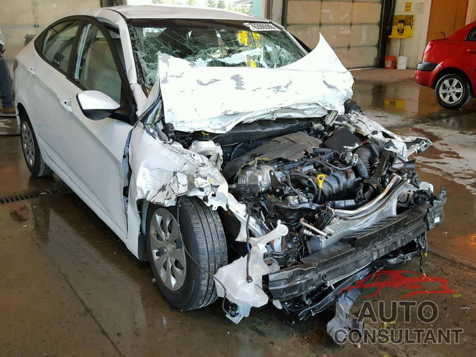 HYUNDAI ACCENT 2017 - KMHCT4AE0HU335880