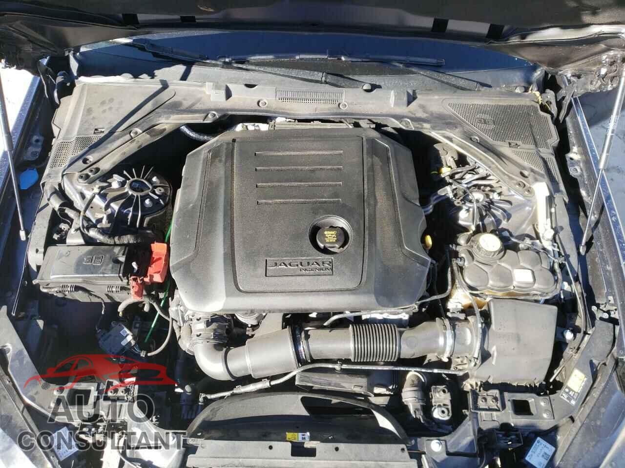 JAGUAR XE 2018 - SAJAE4FN1JCP37273