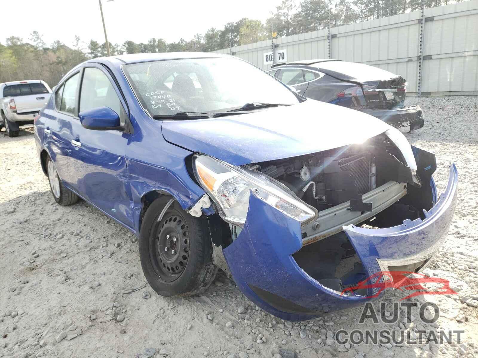 NISSAN VERSA 2017 - 3N1CN7AP6HL871327