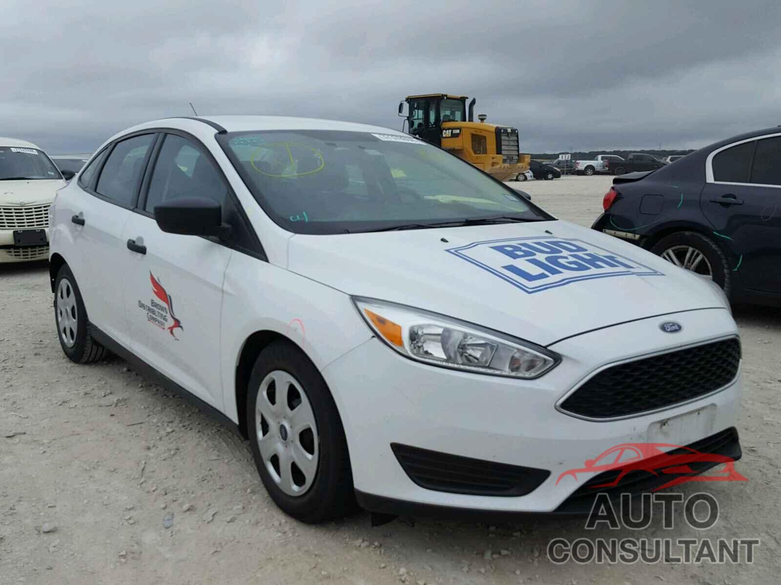 FORD FOCUS 2016 - 1FADP3E26GL352572