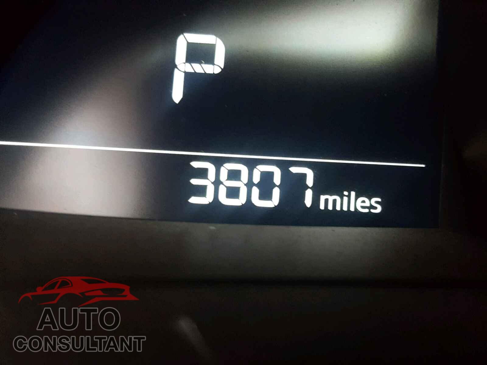 MAZDA 3 2018 - 3MZBN1M38JM184782