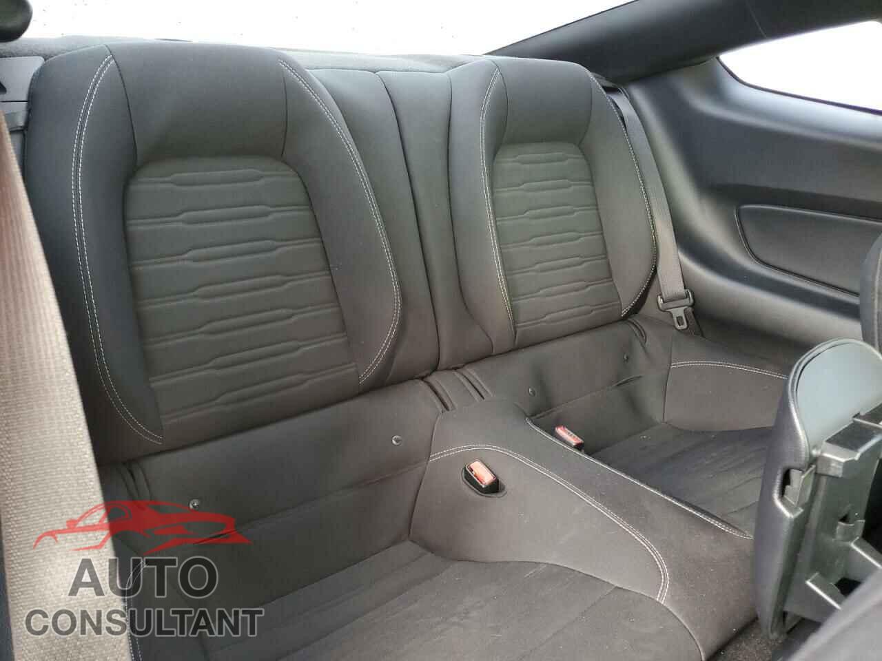 FORD MUSTANG 2017 - 1FA6P8CF8H5239529