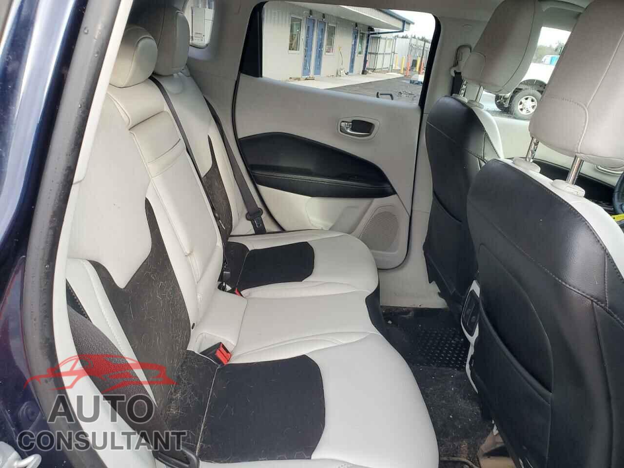 JEEP COMPASS 2018 - 3C4NJDBB1JT403207