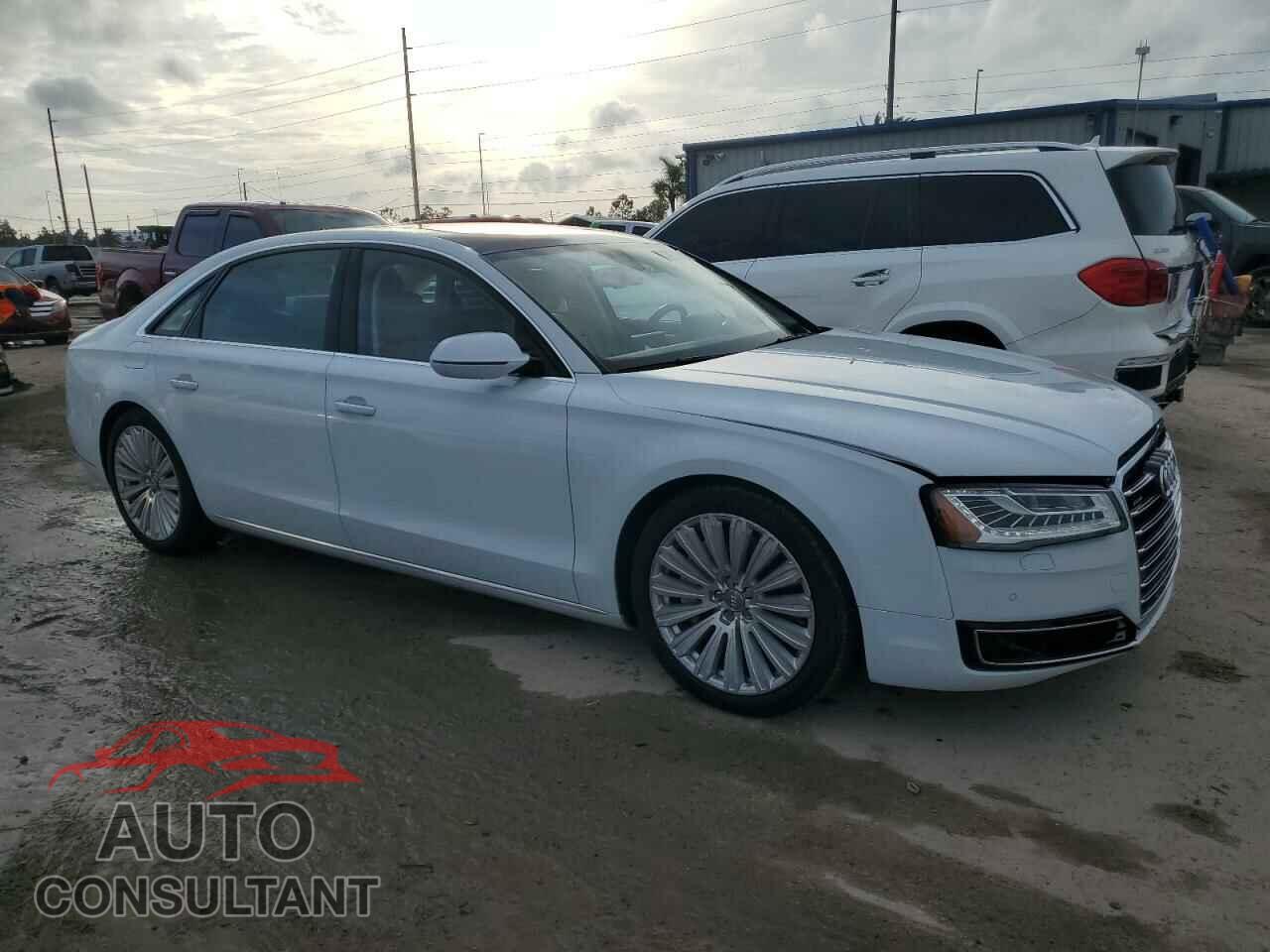 AUDI A8 2015 - WAU3MAFD8FN008342
