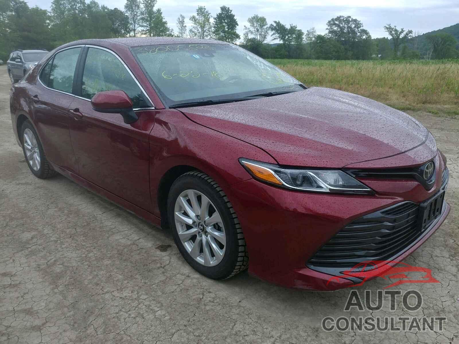 TOYOTA CAMRY 2018 - 4T1B11HK7JU504276