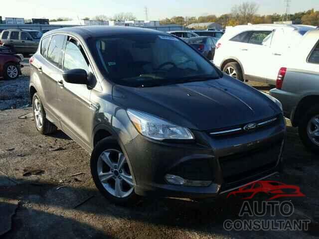 FORD ESCAPE 2015 - 1FMCU0GX5FUC57107