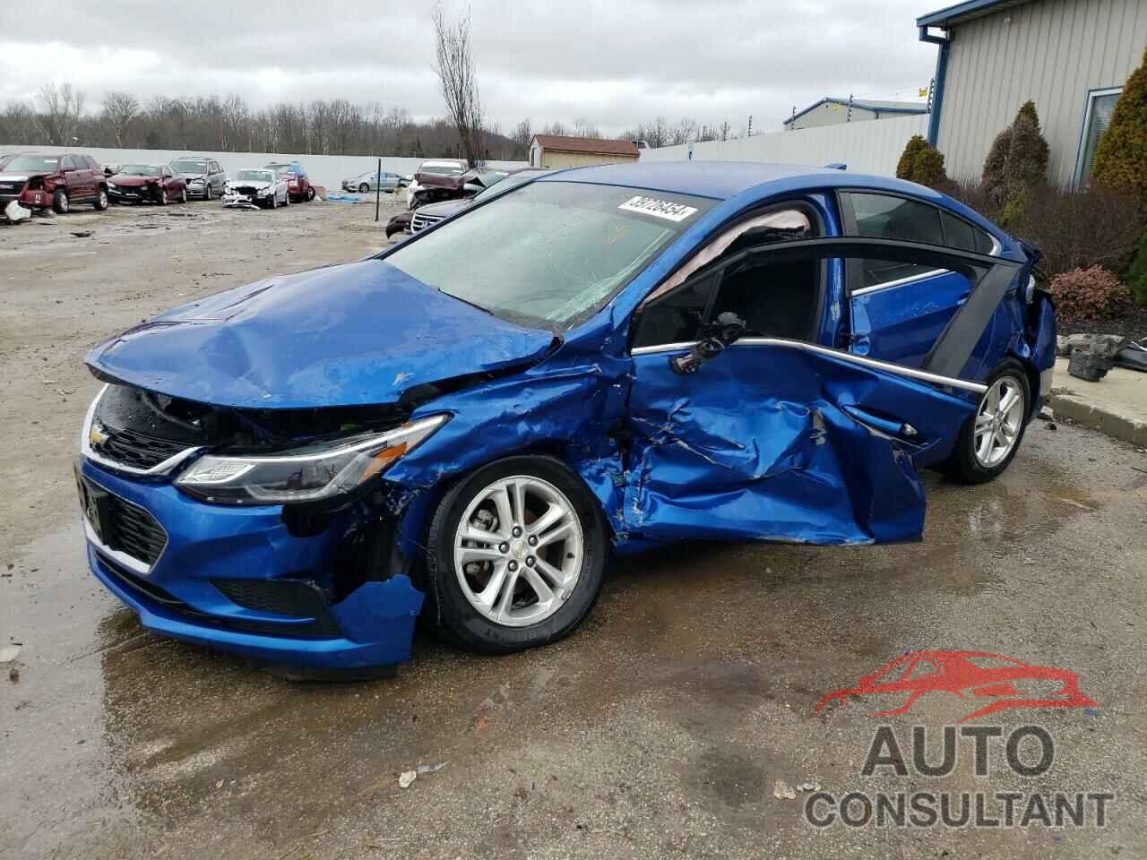 CHEVROLET CRUZE 2018 - 1G1BE5SM3J7150693