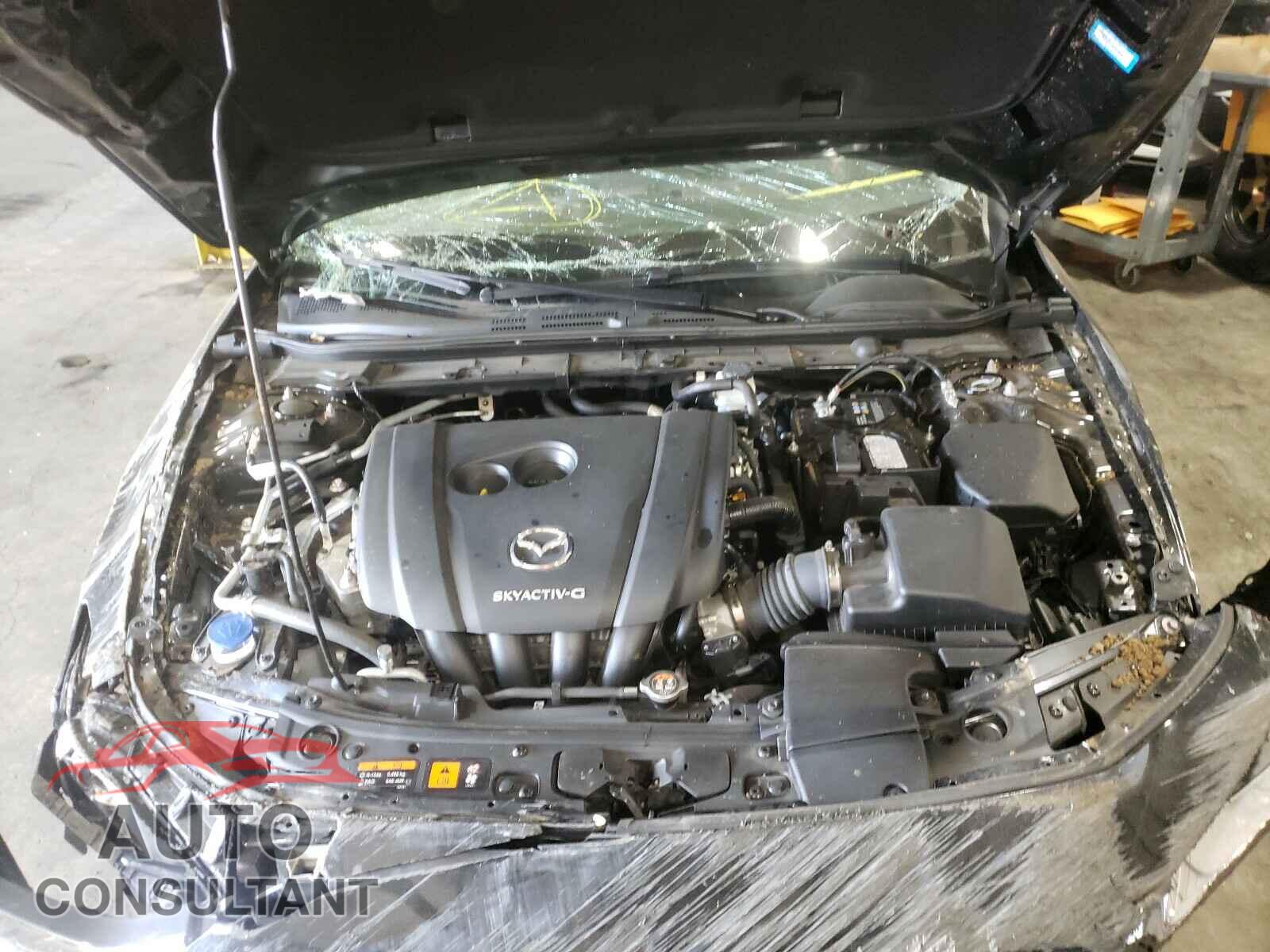 MAZDA 3 2020 - 3MZBPABL2LM124044