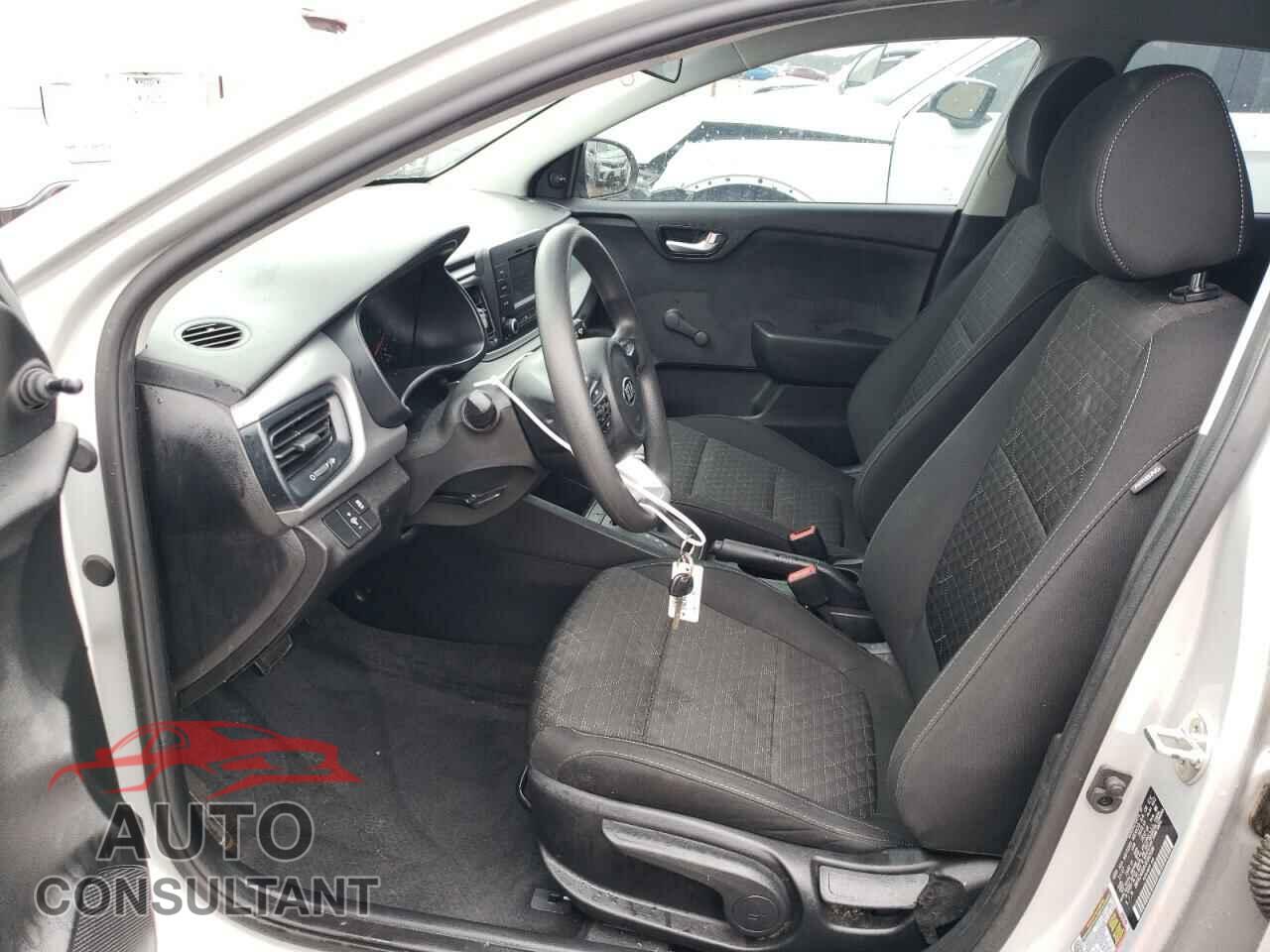 KIA RIO 2018 - 3KPA24AB8JE082686