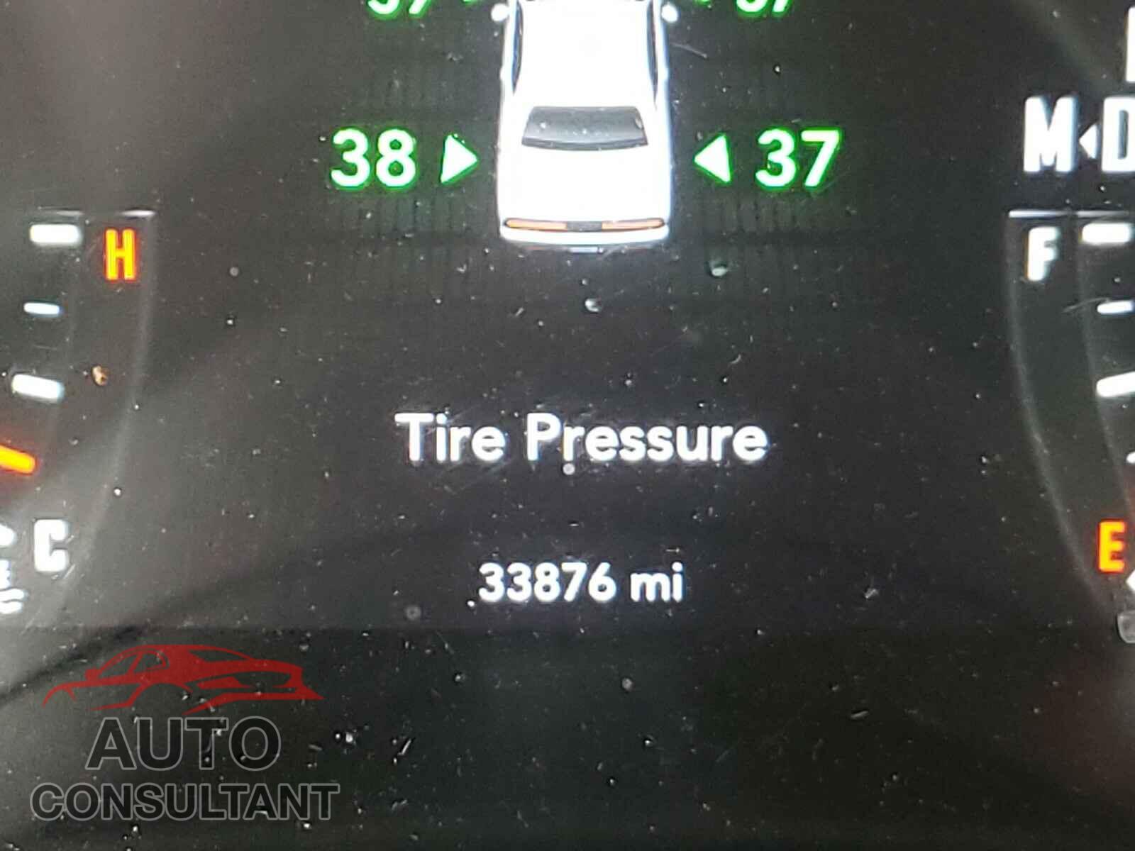 DODGE CHALLENGER 2017 - 2C3CDZFJ0HH584725