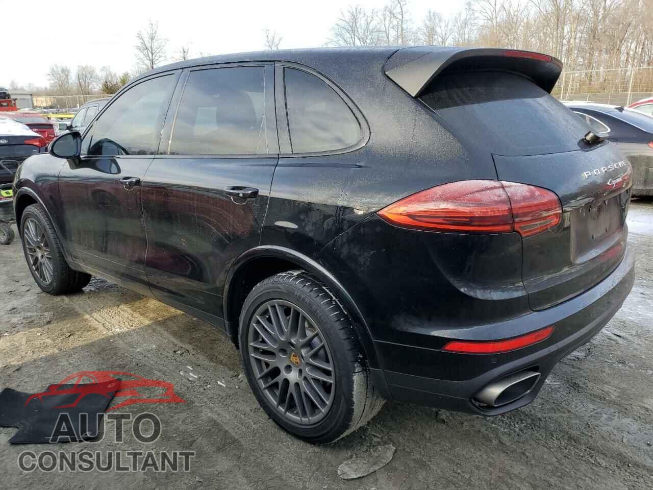 PORSCHE CAYENNE 2018 - WP1AA2A26JKA03079