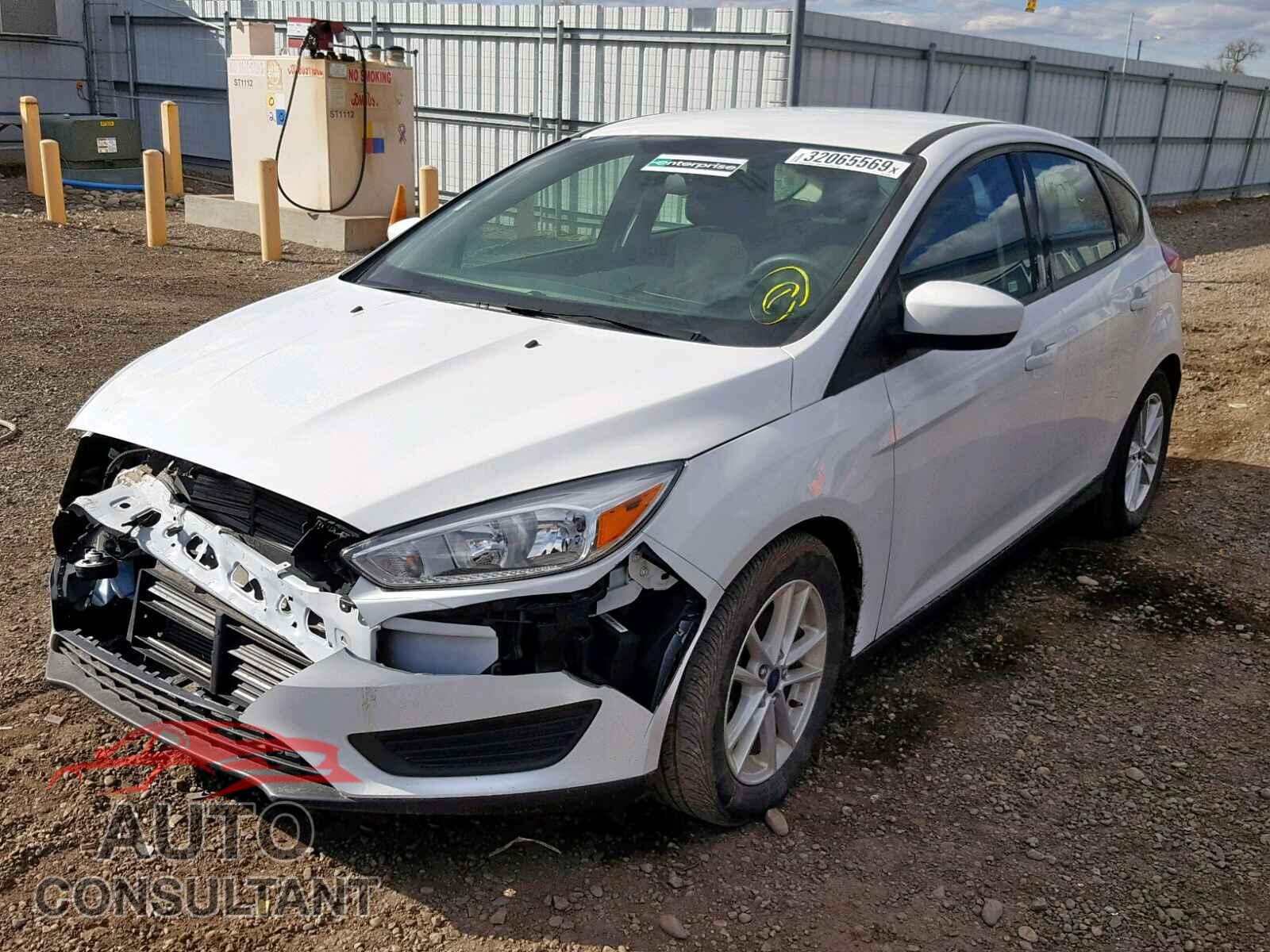 FORD FOCUS SE 2018 - 3VV2B7AX1JM162338