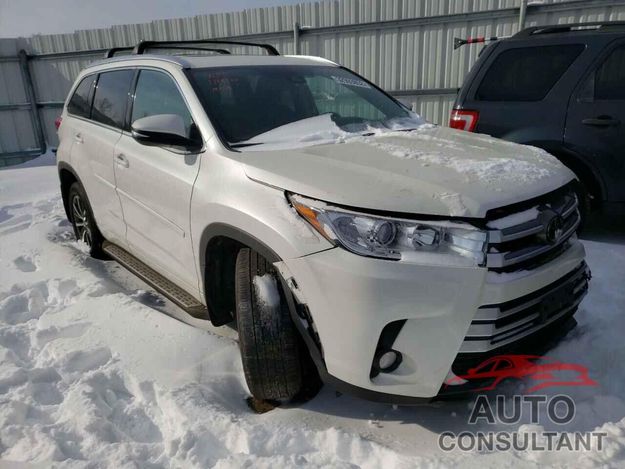 TOYOTA HIGHLANDER 2018 - 5TDJZRFH2JS553923