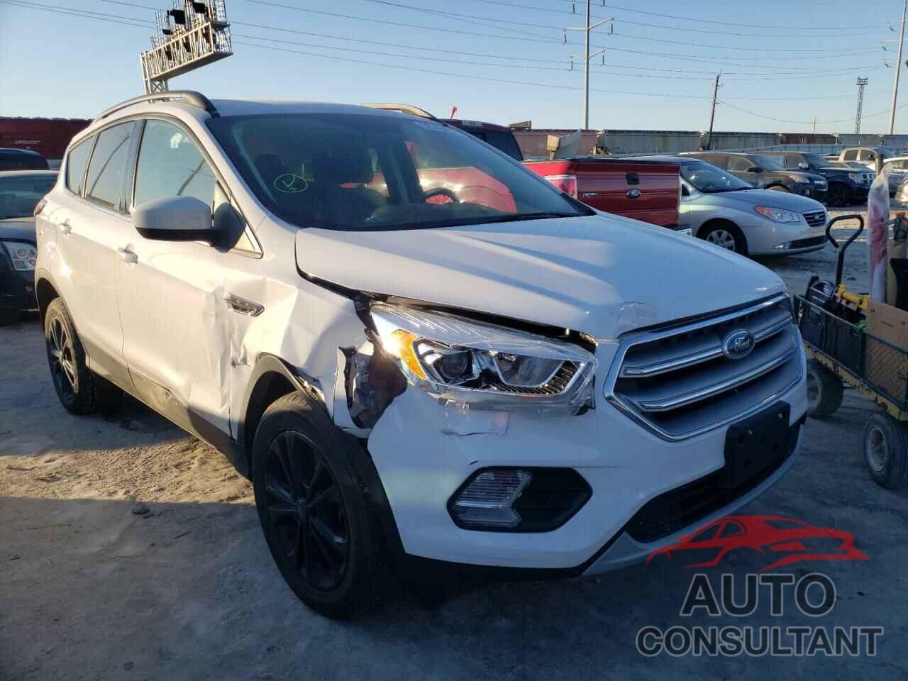 FORD ESCAPE 2017 - 1FMCU9G90HUE38060