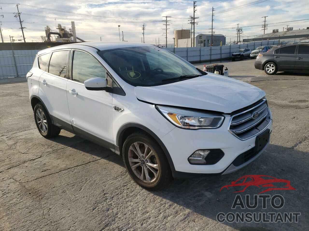 FORD ESCAPE 2017 - 1FMCU0GD6HUA54512
