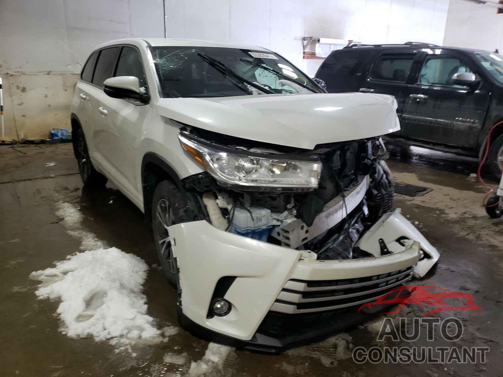 TOYOTA HIGHLANDER 2017 - 5TDBZRFH9HS398625