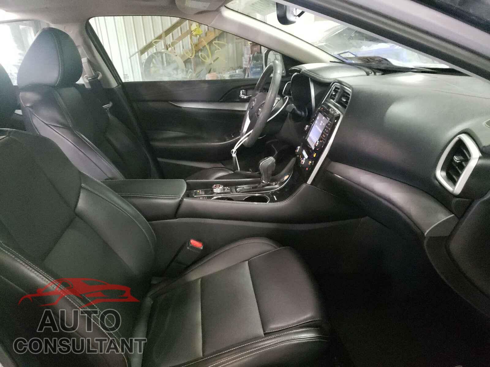 NISSAN MAXIMA 2017 - 1N4AA6AP0HC406747
