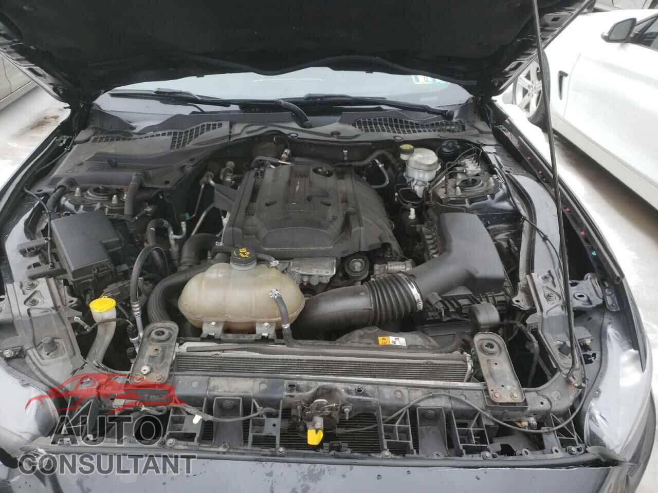 FORD MUSTANG 2017 - 1FA6P8TH5H5313071