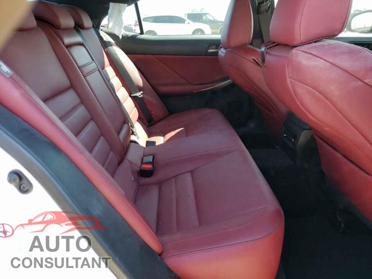 LEXUS IS 2017 - JTHBA1D26H5040216