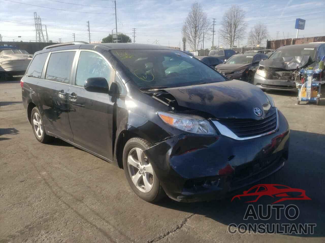 TOYOTA SIENNA 2017 - 5TDKZ3DC9HS852182