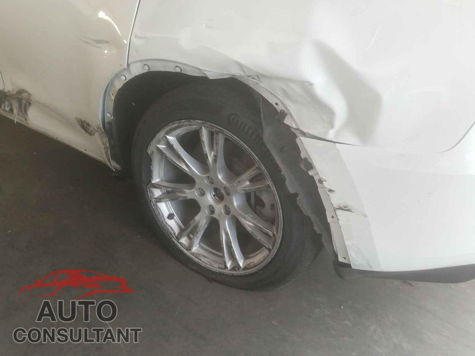 TESLA MODEL Y 2020 - 5YJYGDEE0LF044256