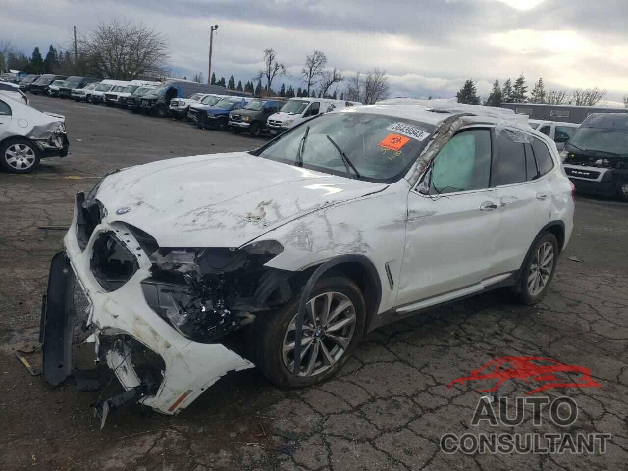 BMW X3 2018 - 5UXTR9C51JLD71331