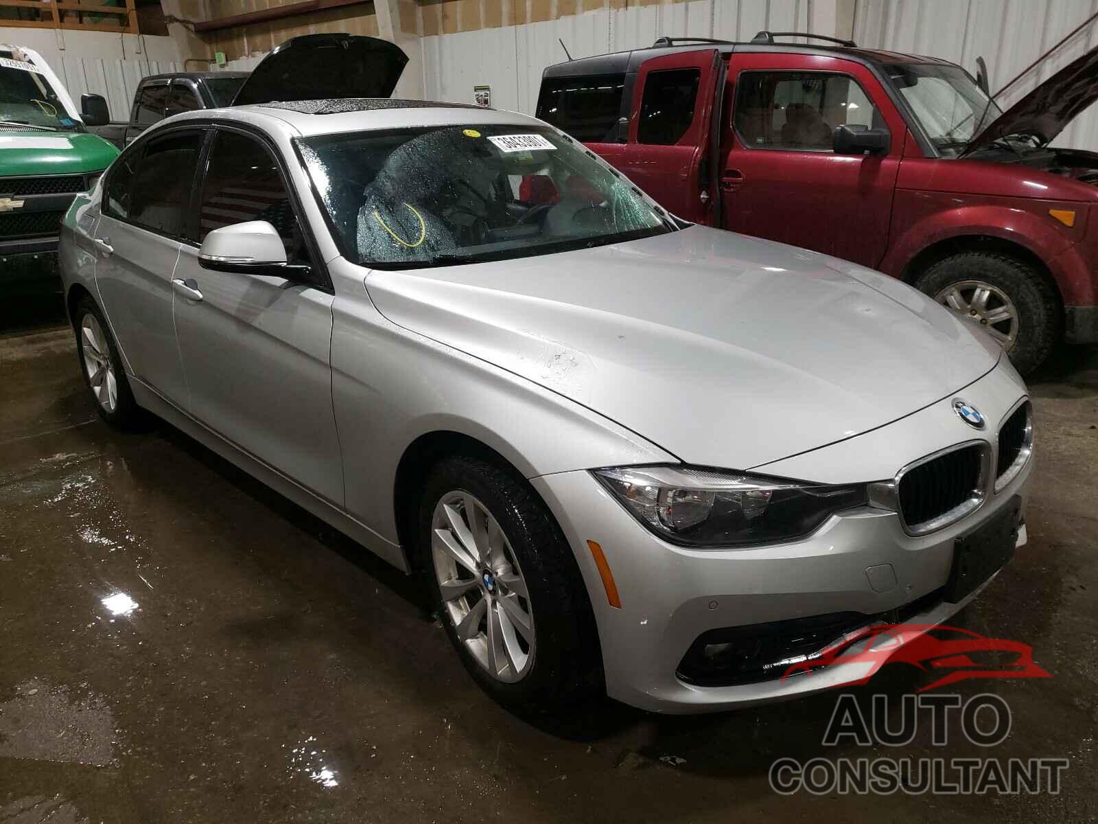 BMW 3 SERIES 2017 - WBA8E5G35HNU42561
