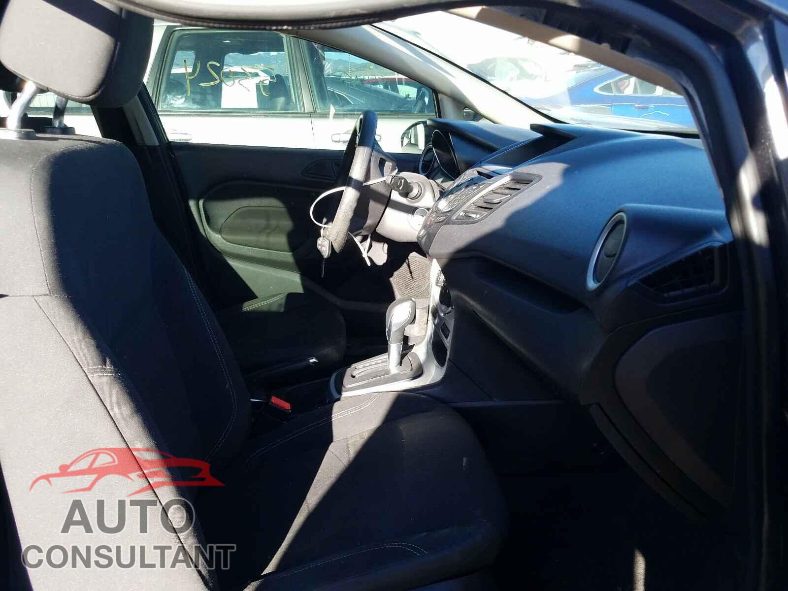 FORD FIESTA 2018 - 3FADP4EJ3JM114357