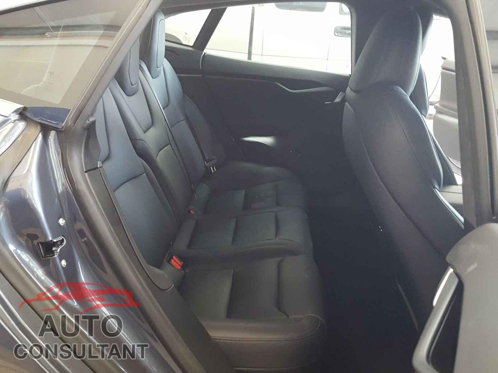 TESLA MODEL S 2020 - 5YJSA1E46LF371242