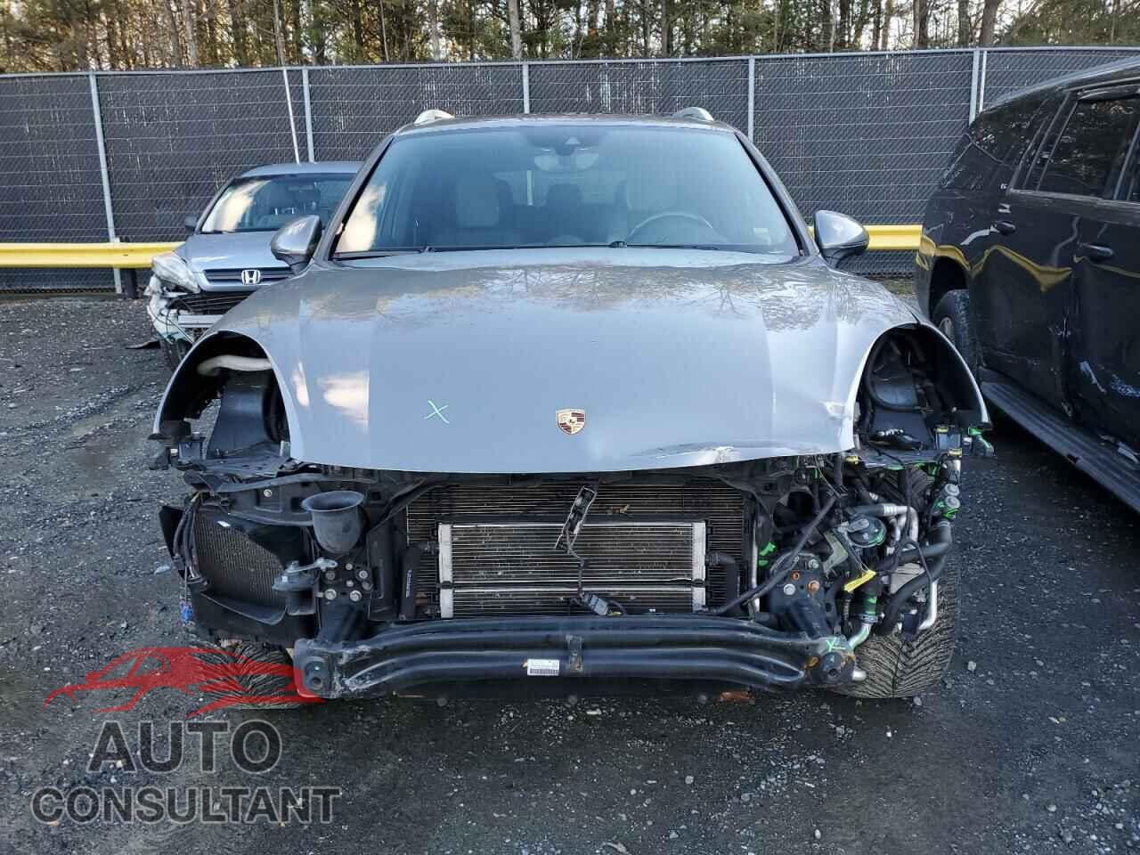 PORSCHE CAYENNE 2016 - WP1AE2A24GLA18333