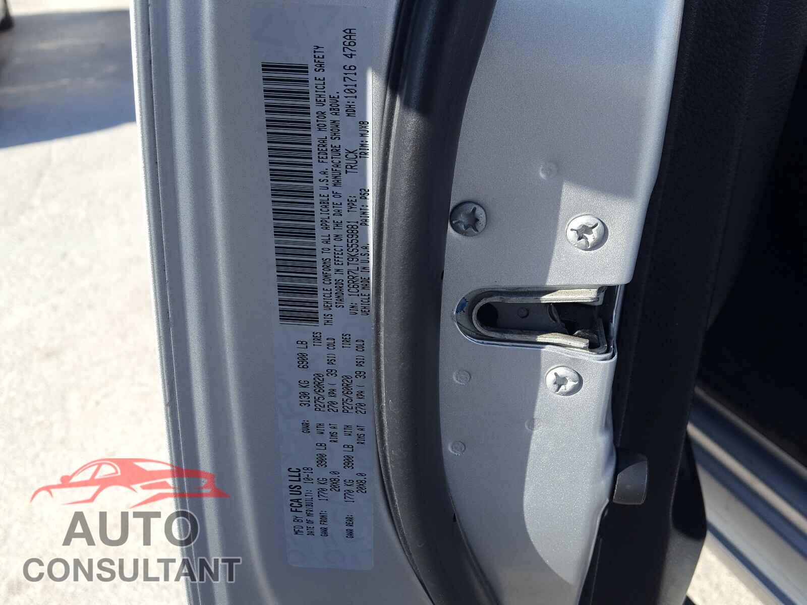 RAM 1500 CLASS 2019 - 1C6RR7LT9KS559881