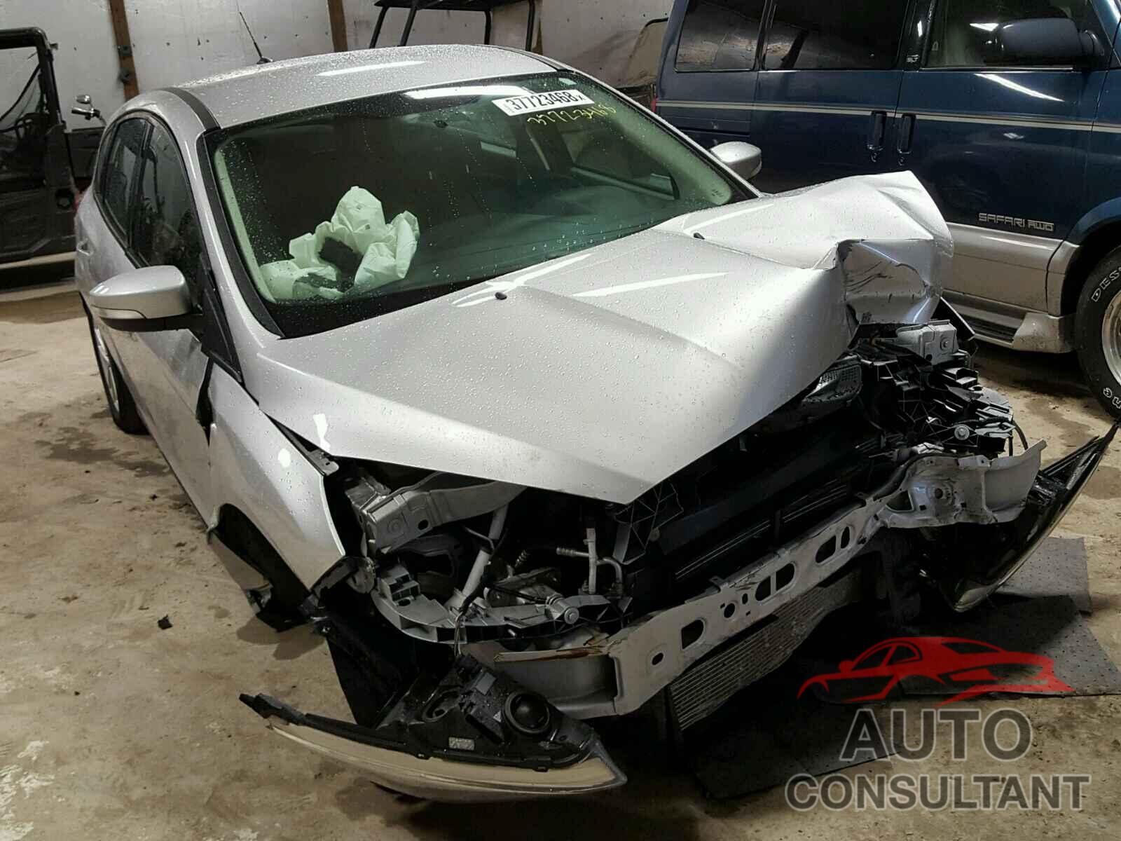 FORD FOCUS 2015 - 1FADP3K27FL350638