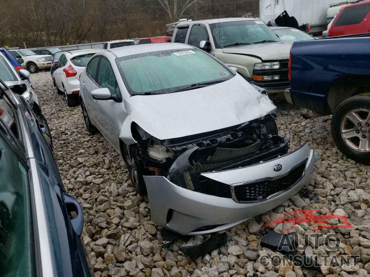 KIA FORTE 2018 - 3KPFL4A73JE246165