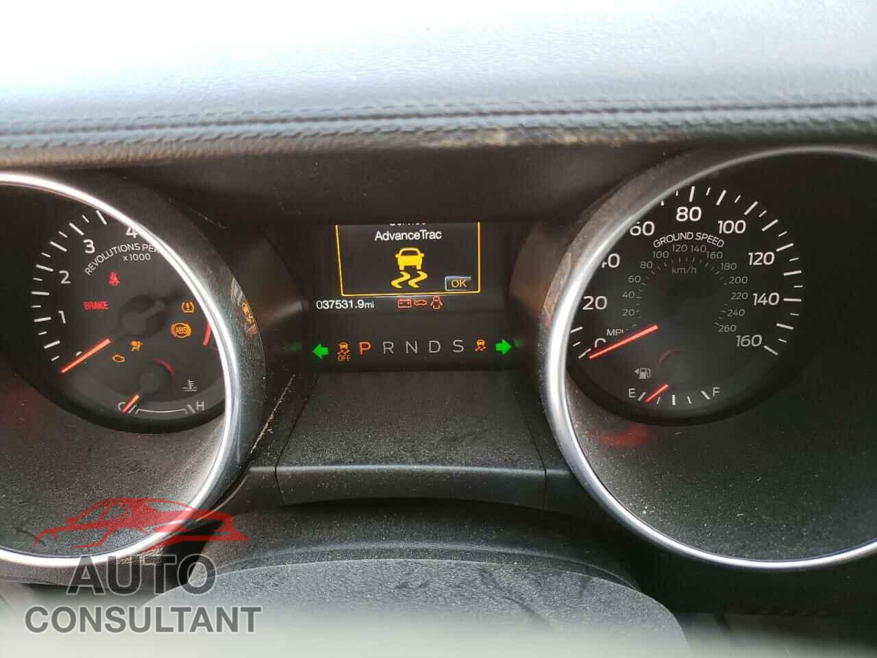 FORD MUSTANG 2019 - 1FA6P8TH3K5201876