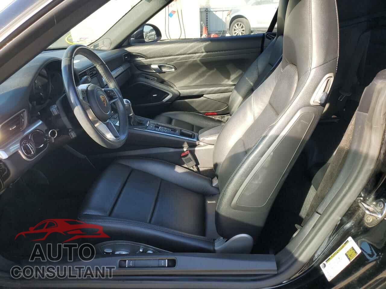 PORSCHE 911 2017 - WP0CA2A97HS142333